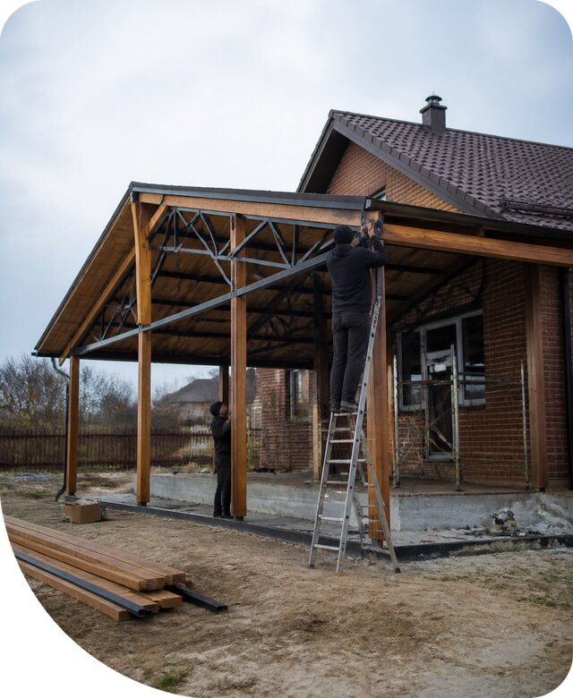 Пристройка навеса к дому и участку в Комсомольске-на-Амуре под ключ